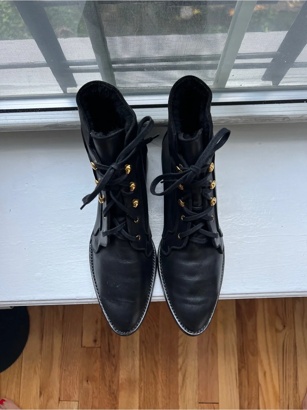 Sarah Flint classic black